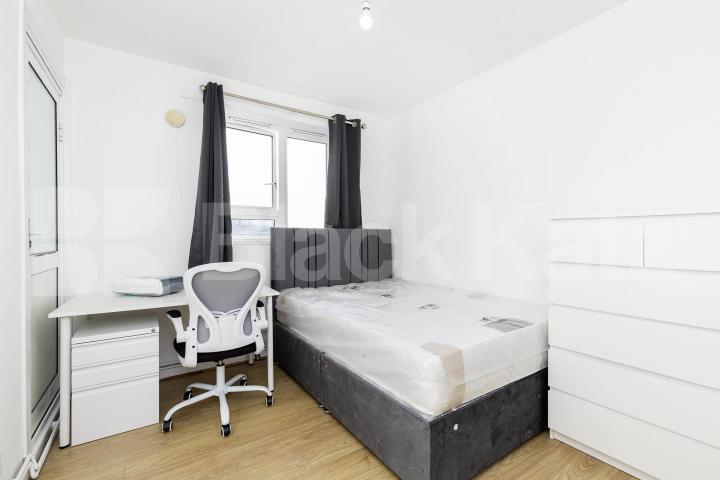 			3 Bedroom, 1 bath, 1 reception Flat			 Robert Street, Camden / Euston